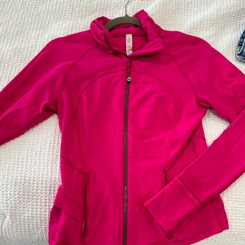 Lululemon Women's Pink Jacket